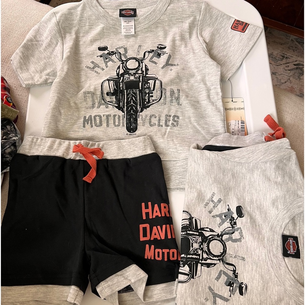 4/5T Harley Davidson outfits (2)